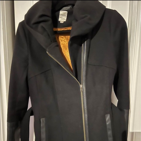 twik Wool Wrap Coat - Picture 3 of 4